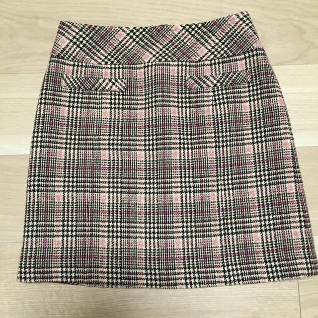 QUEENS COURT(クイーンズコート)のクイーンズコート スカート チェック レディースのスカート(ミニスカート)の商品写真