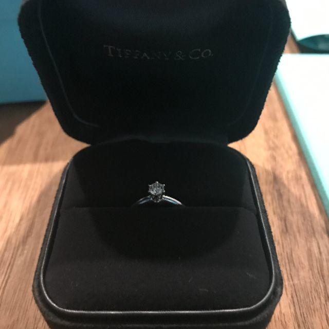 Tiffany & Co. - ティファニー婚約指輪（鑑定書あり、刻印なし）Tiffany クラシックソリティア