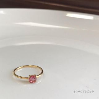 小さなピンクトパーズリング☆*:.｡. (リング)