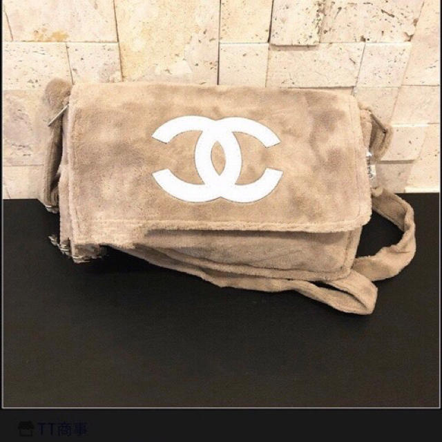 CHANEL(シャネル)の【入手困難】【新品未使用】【大人気商品】CHANELノベルティ ショルダーバッグ レディースのバッグ(ショルダーバッグ)の商品写真