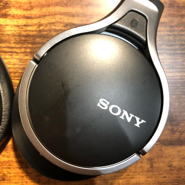 SONY(ソニー)のSONY ソニー ワイヤレスステレオヘッドセット MDR-10RBT スマホ/家電/カメラのオーディオ機器(ヘッドフォン/イヤフォン)の商品写真