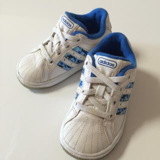 アディダス(adidas)のadidasスニーカー★13㎝ブルー迷彩(スニーカー)