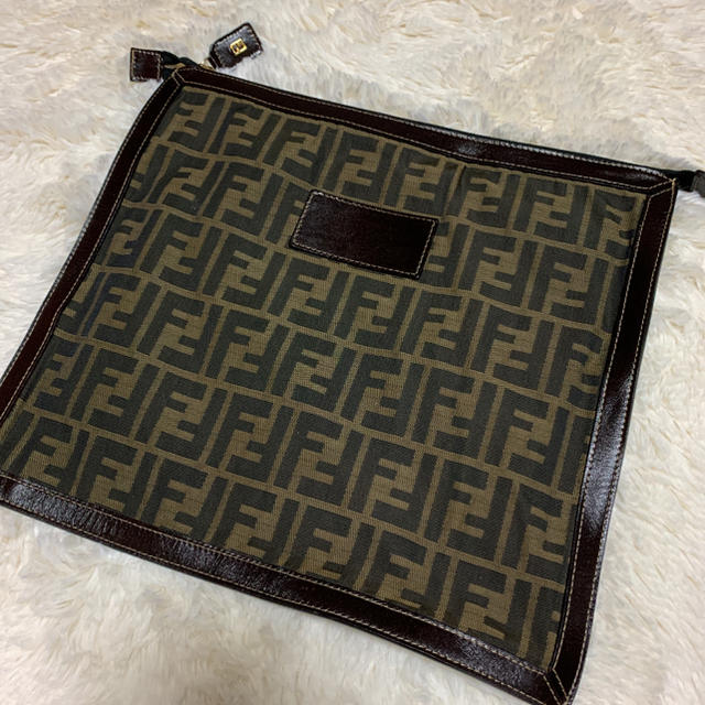 FENDI ズッカ柄 クラッチバッグ www.clipnclimbhuttpark.co.nz