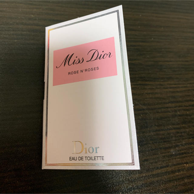 Dior(ディオール)のミス　ディオール　ローズ&ローズ　オードトワレ　1ml コスメ/美容のコスメ/美容 その他(その他)の商品写真