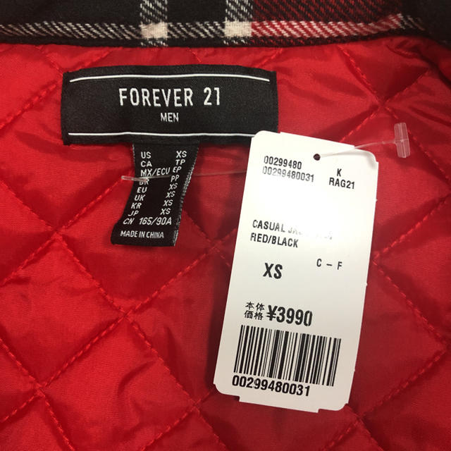 FOREVER 21(フォーエバートゥエンティーワン)の新品タグ付き　forever21 メンズカジュアルブルゾン メンズのジャケット/アウター(ブルゾン)の商品写真