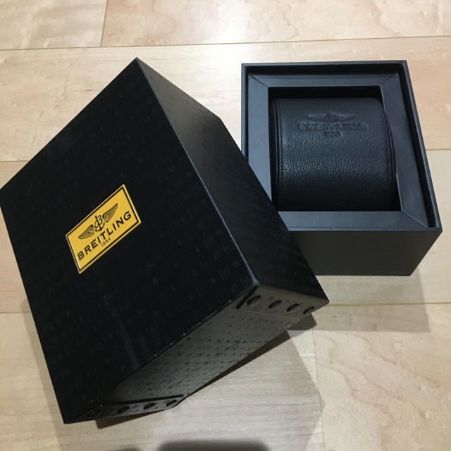 BREITLING(ブライトリング)のブライトリング　箱 メンズの時計(腕時計(アナログ))の商品写真