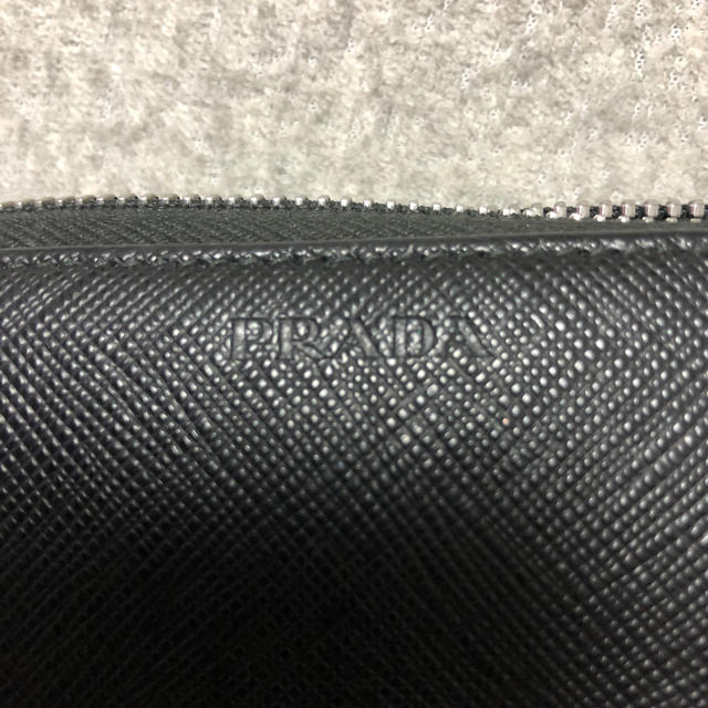 PRADA(プラダ)のPRADAラウンド財布 レディースのファッション小物(財布)の商品写真