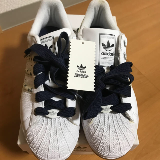 adidas(アディダス)のレア　35th star anniversary 未使用 メンズの靴/シューズ(スニーカー)の商品写真