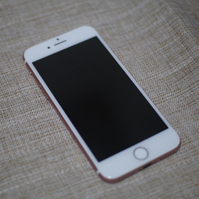 Apple(アップル)のiPhone7 32GB SIMフリー スマホ/家電/カメラのスマートフォン/携帯電話(スマートフォン本体)の商品写真
