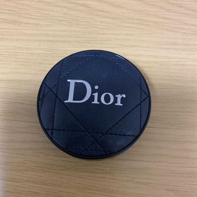 Dior(ディオール)のDior クッションファンデ コスメ/美容のベースメイク/化粧品(ファンデーション)の商品写真