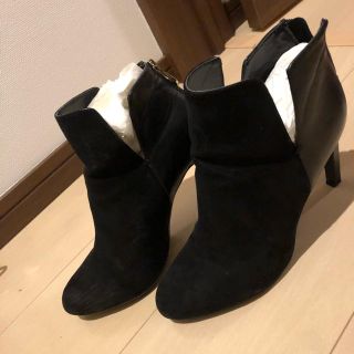 ザラ(ZARA)のショートブーツ　ブーティ(ブーティ)