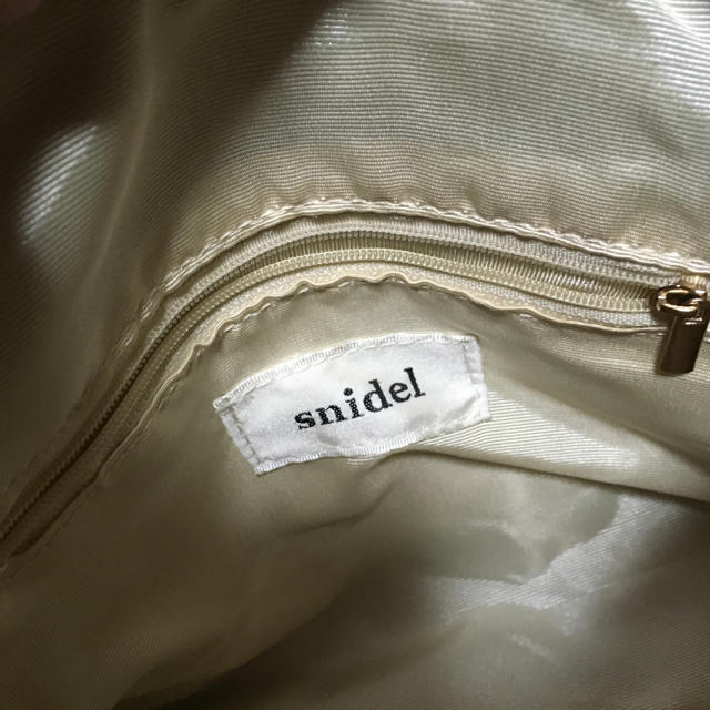 SNIDEL(スナイデル)の2way snidel ベージュ レザー 調 ショルダーバッグ ハンドバッグ レディースのバッグ(ショルダーバッグ)の商品写真
