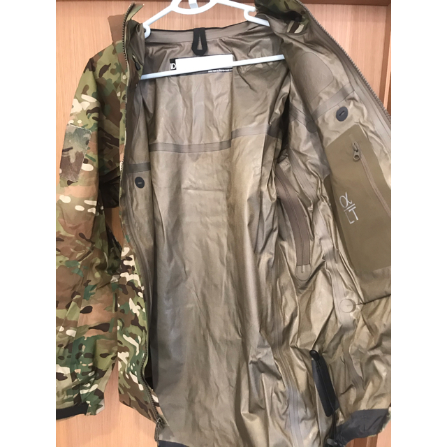安い好評· ARC'TERYX ジェネレーション2 マルチカムの通販 by