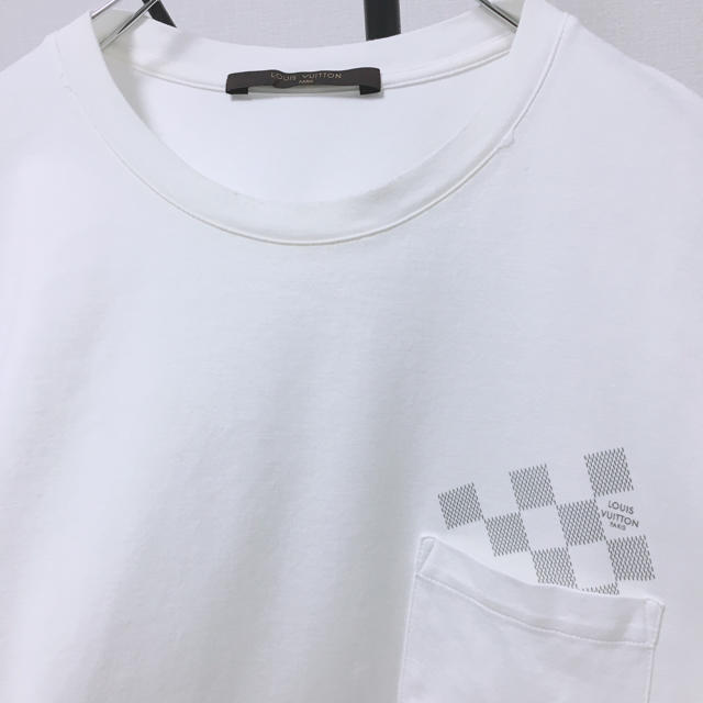 LOUIS VUITTON(ルイヴィトン)のLV 白Tシャツ メンズのトップス(Tシャツ/カットソー(半袖/袖なし))の商品写真