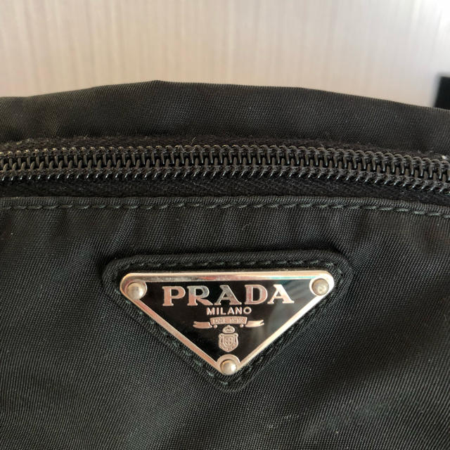 PRADA(プラダ)の【正規品】プラダウエストバッグ レディースのバッグ(ボディバッグ/ウエストポーチ)の商品写真