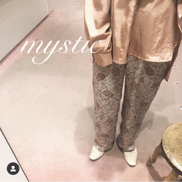 mystic(ミスティック)の今季新作♡ミスティック♡ドット花柄パンツ レディースのパンツ(カジュアルパンツ)の商品写真