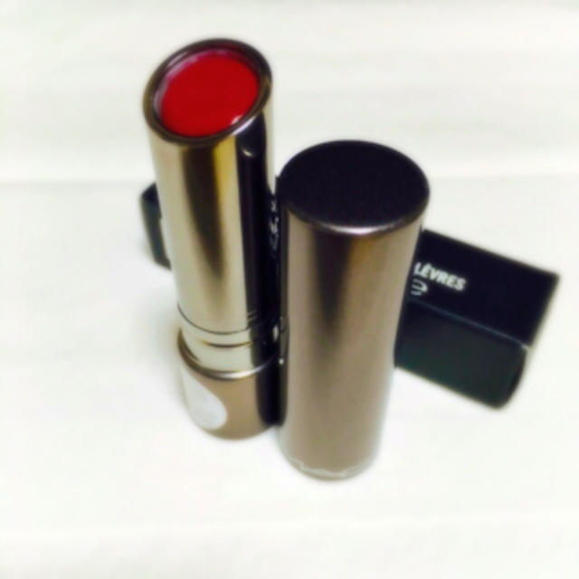 MAC(マック)のMAC レッドネセシティ コスメ/美容のベースメイク/化粧品(口紅)の商品写真