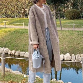 ザラ(ZARA)のZARA リバーシブルボアコート (ムートンコート)