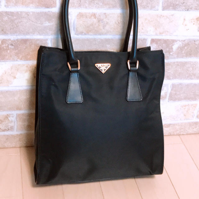 《美品》PRADA(プラダ)トートバッグ