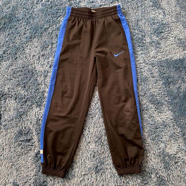 NIKE(ナイキ)のNIKEジャージ上下/140cm キッズ/ベビー/マタニティのキッズ服男の子用(90cm~)(その他)の商品写真