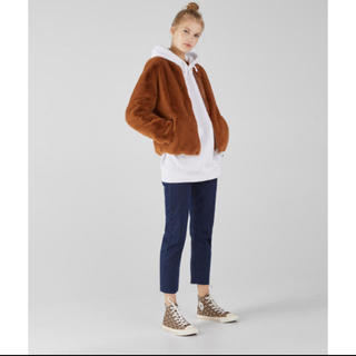 ベルシュカ(Bershka)のベルシュカ　フェイクファージャケット(毛皮/ファーコート)