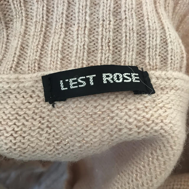 L'EST ROSE(レストローズ)のラメ　ピンク　オフショル　ニット レディースのトップス(ニット/セーター)の商品写真