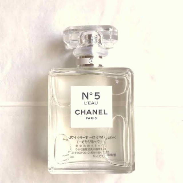 CHANEL - 8割残!シャネル No.5 ロー N5 L'Eau diorの通販 by CHANEL - 8割残!シャネル No.5 ロー N5 L'Eau diorの通販 by
