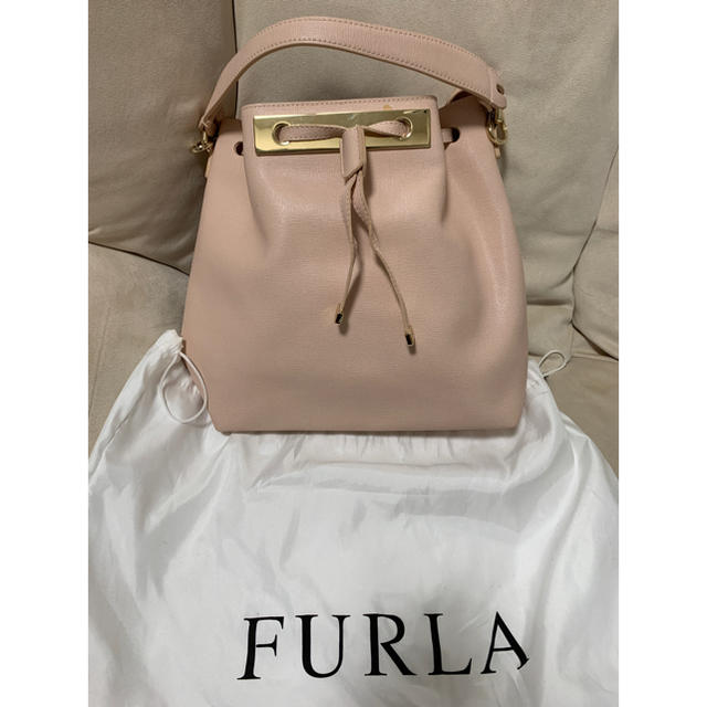 フルラ　FURLA★巾着ハンドバッグ　ショルダーバッグ