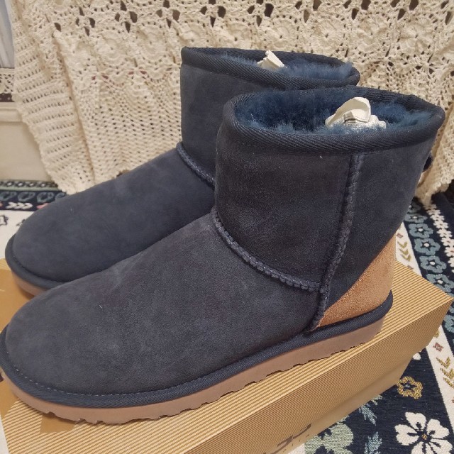 値下げしました！【ほぼ未使用】UGGムートンブーツ