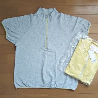 ユニクロ(UNIQLO)の未使用！UNIQLO ユニクロ 半袖 カットソー ２枚(カットソー(半袖/袖なし))