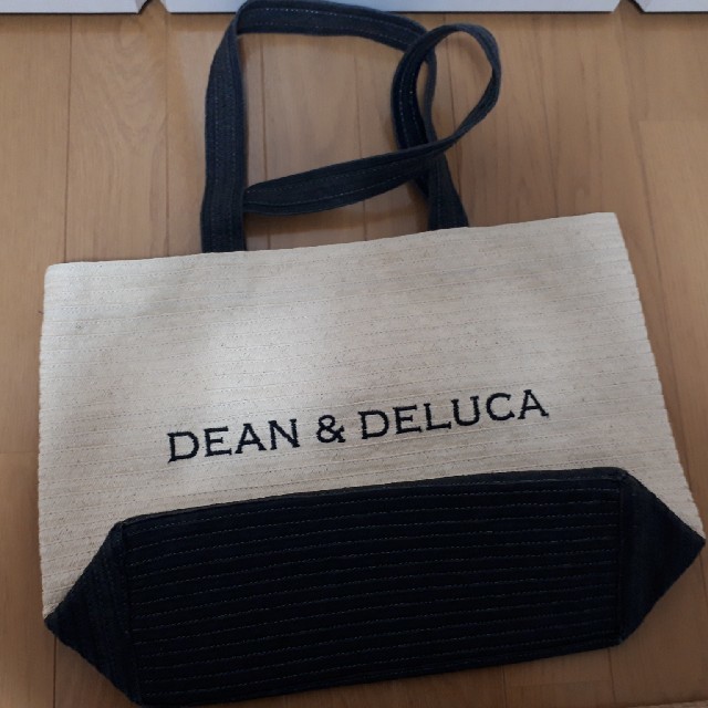 DEAN & DELUCA(ディーンアンドデルーカ)のDEAN&DELUCA ストロートートバッグ レディースのバッグ(かごバッグ/ストローバッグ)の商品写真