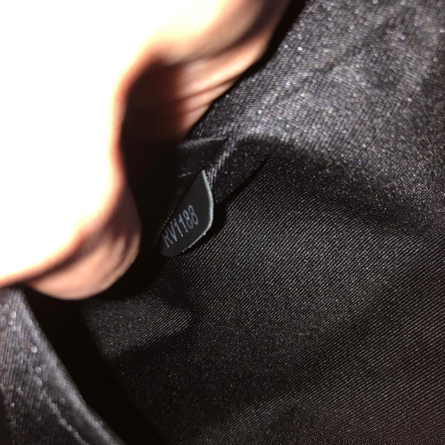 LOUIS VUITTON(ルイヴィトン)のルイヴィトン　ジョッシュ メンズのバッグ(バッグパック/リュック)の商品写真