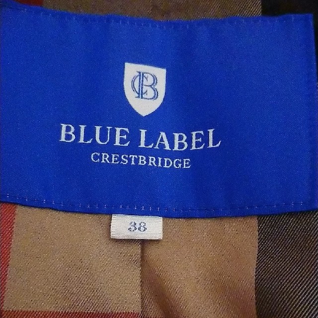 BURBERRY BLUE LABEL(バーバリーブルーレーベル)のバーバリー・ブルーレーベル クレストブリッジコート レディースのジャケット/アウター(ピーコート)の商品写真