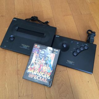 ネオジオ(NEOGEO)の【ヤマモト様】NEOGEO 本体 ソフト セット(家庭用ゲーム機本体)