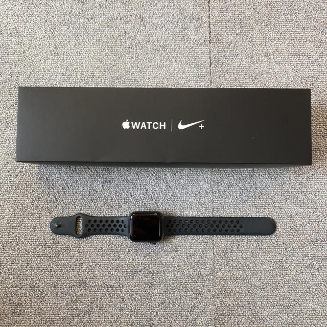 【美品】APPLE WATCH シリーズ4 NIKE+ 40mmGPSモデル