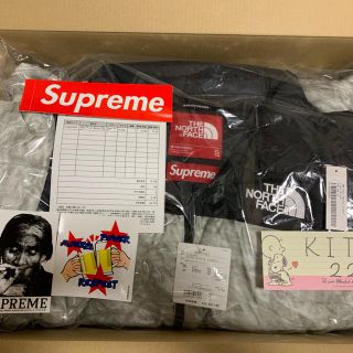 シュプリーム(Supreme)のSupreme  紙ノース XL(マウンテンパーカー)