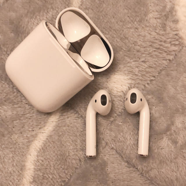 AirPods