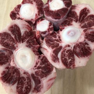 送料無料　国産牛テール2kg(肉)