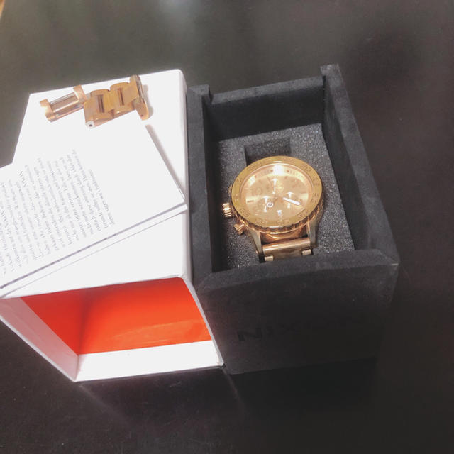 NIXON(ニクソン)のNIXON 42-20 腕時計 ピンクゴールド メンズの時計(腕時計(アナログ))の商品写真