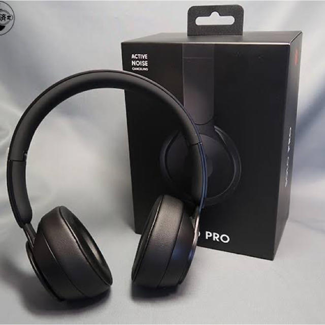 Beats by Dr Dre(ビーツバイドクタードレ)のBeats solo pro ヘッドフォン　ブラック スマホ/家電/カメラのオーディオ機器(ヘッドフォン/イヤフォン)の商品写真