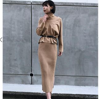 アメリヴィンテージ(Ameri VINTAGE)のHANDY KNIT DRESS SET チャコール(ロングワンピース/マキシワンピース)