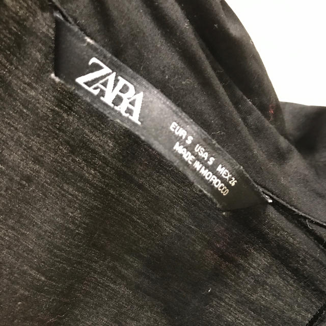 ZARA(ザラ)のZARAブラックワンピース レディースのワンピース(ひざ丈ワンピース)の商品写真