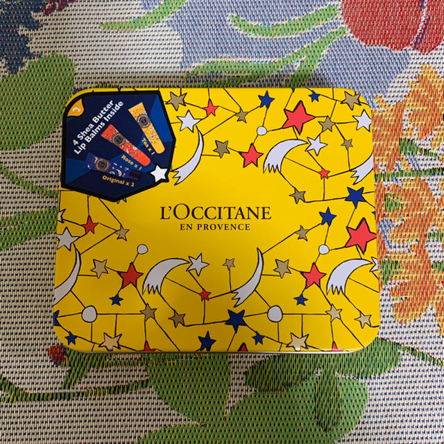 L'OCCITANE(ロクシタン)の未使用 ロクシタン ジョイフルスターリップバームキット コスメ/美容のスキンケア/基礎化粧品(リップケア/リップクリーム)の商品写真