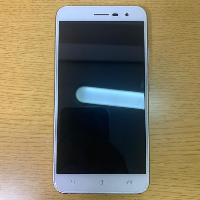 ASUS(エイスース)のASUS zenfone 3 SIMフリー スマホ/家電/カメラのスマートフォン/携帯電話(スマートフォン本体)の商品写真