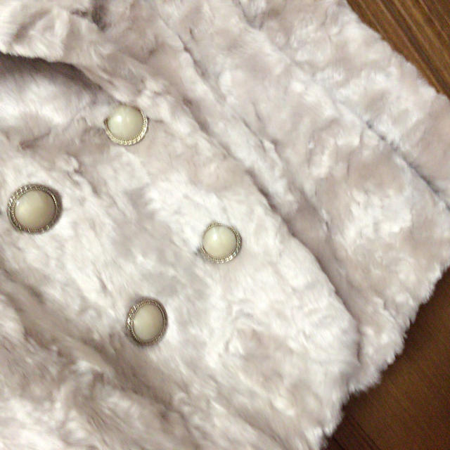 ファーコート レディースのジャケット/アウター(毛皮/ファーコート)の商品写真