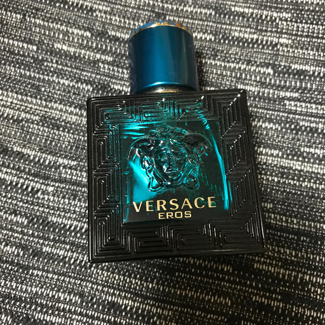 VERSACE(ヴェルサーチ)のヴェルサーチ  エロス30ml コスメ/美容の香水(香水(男性用))の商品写真