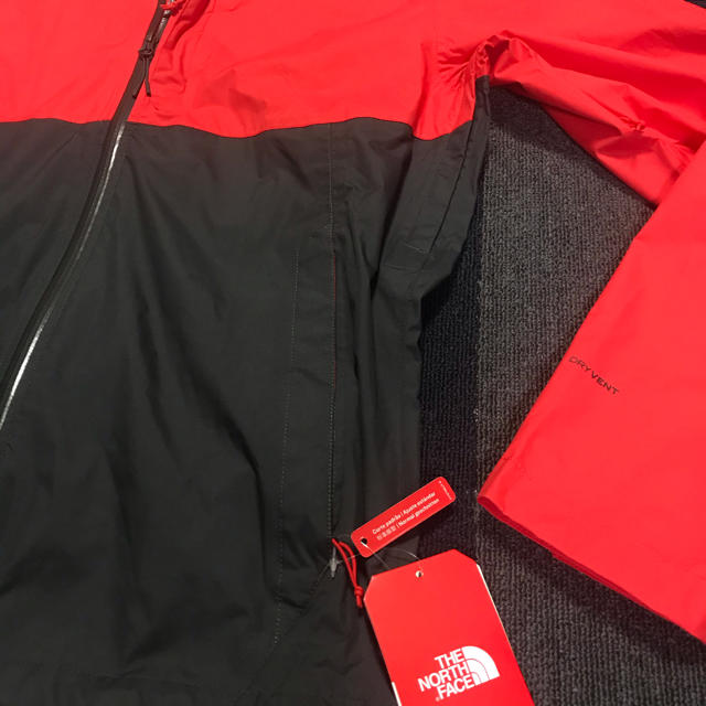 THE NORTH FACE(ザノースフェイス)の新品ラスベガス購入 NORTH FACE ノースフェイス マウンテンパーカー M メンズのジャケット/アウター(マウンテンパーカー)の商品写真