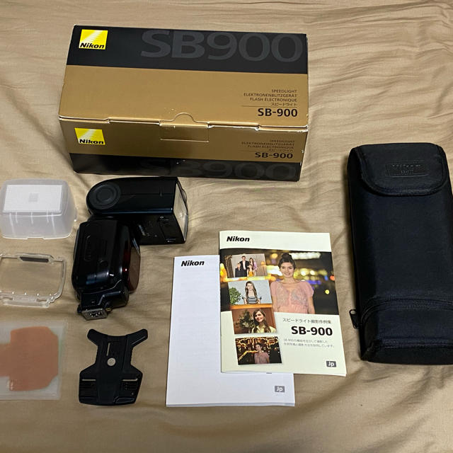 Nikon(ニコン)のNikon SB-900中古 スマホ/家電/カメラのカメラ(ストロボ/照明)の商品写真