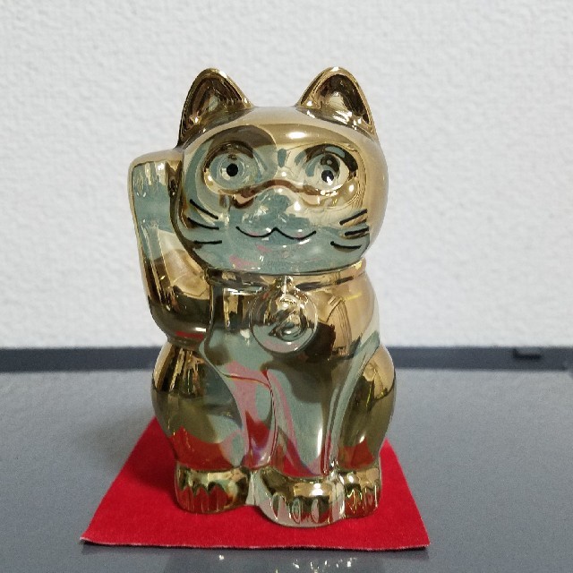 Baccarat(バカラ)の【新品】バカラ Baccarat 招き猫 ゴールド インテリア/住まい/日用品のインテリア小物(置物)の商品写真