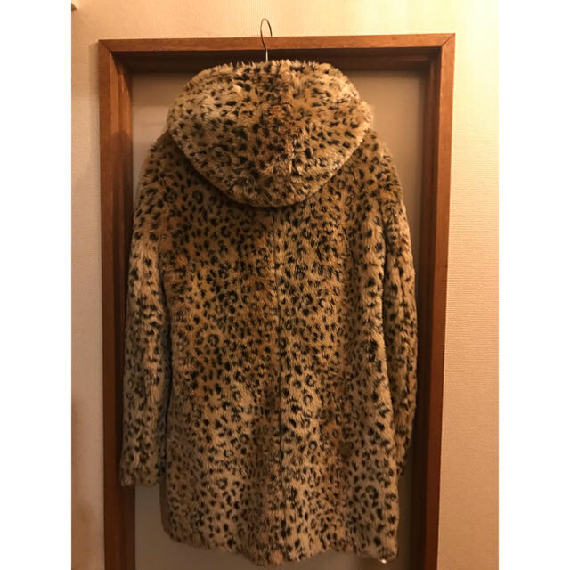 ZARA(ザラ)の値下げ！レオパード柄ファーコート ZARA ♪ Lサイズ 送料込 レディースのジャケット/アウター(毛皮/ファーコート)の商品写真